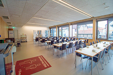 Das Bild zeigt den Pausenraum für die Heimfahrer.