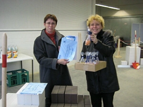 Frau Dr. Vater, Fr. Mewes ZDB